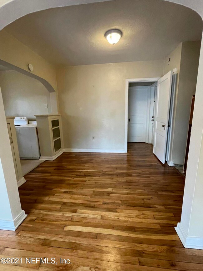 1267 Mcduff Ave S unit 3, Jacksonville, FL 32205 - photo 5