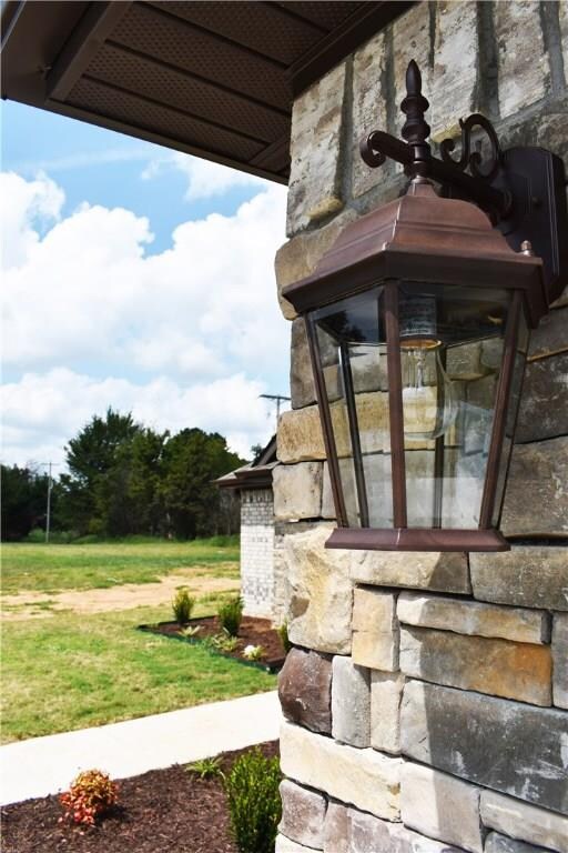 1170 Battery Dr, Prairie Grove, AR 72753 - photo 2