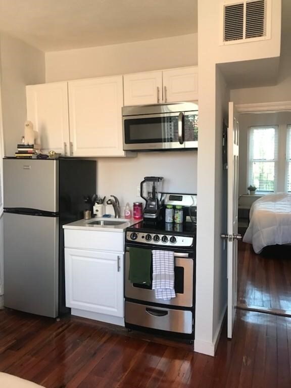 200 Warren Ave unit 3, Boston, MA 02116 - photo 3
