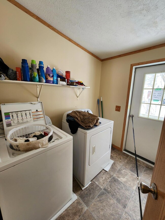 304 Huntsinger Ave, Park Rapids, MN 56470 - photo 5