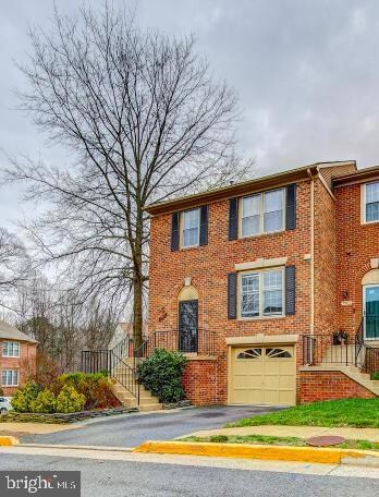 7769 Jewelweed Ct, Springfield, VA 22152 - photo 2