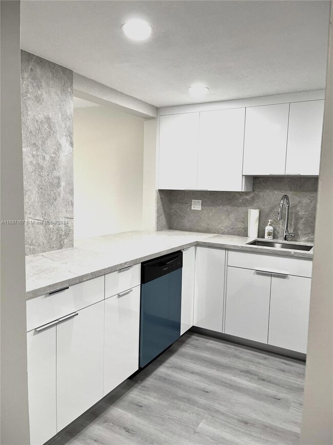 5100 SW 90th Ave unit 205, Cooper City, FL 33328 - photo 4