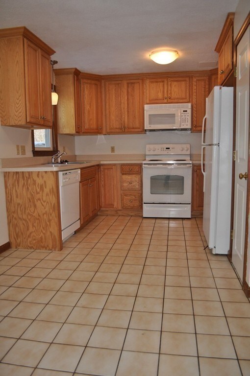 51 Assabet Dr unit 53, Northborough, MA 01532 - photo 4