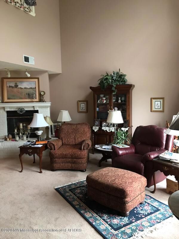 213 SYCAMORE, SENATOBIA, MS