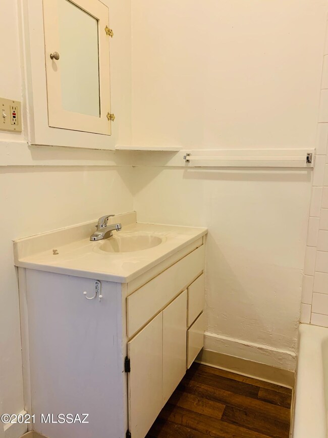 616 E 8th St, Tucson, AZ 85705 - photo 7