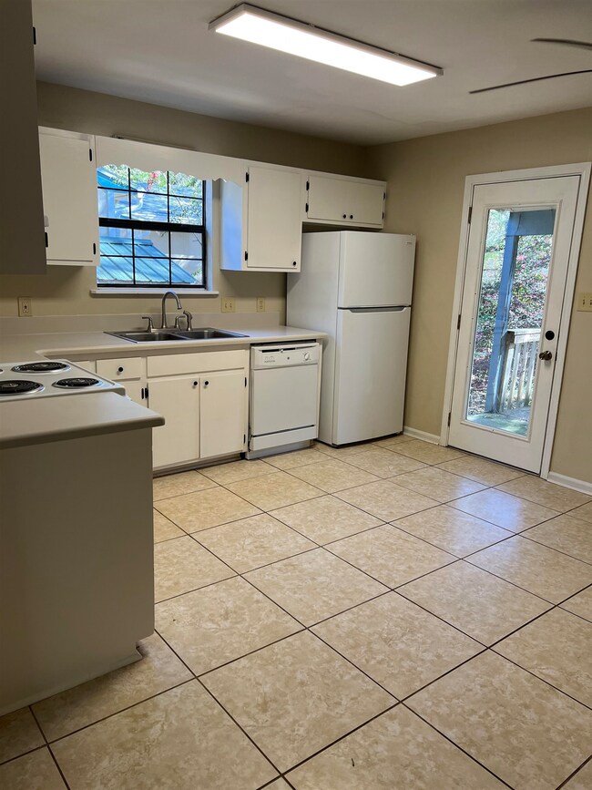 2286 Nannas Loop, Tallahassee, FL 32303 - photo 4