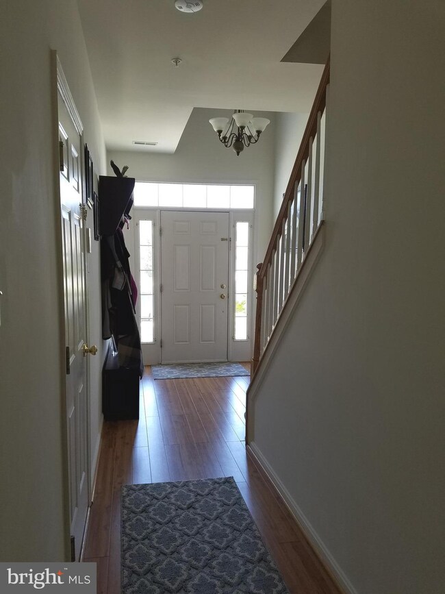 2555 Vireo Ct, Odenton, MD 21113 - photo 4