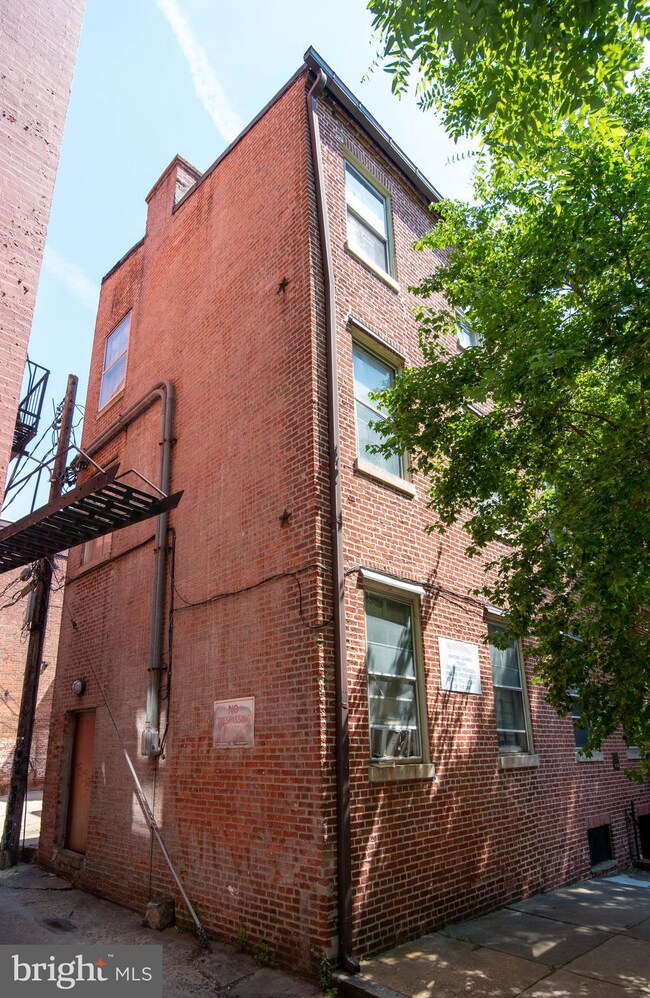 20 E Read St, Baltimore, MD 21202 - photo 3