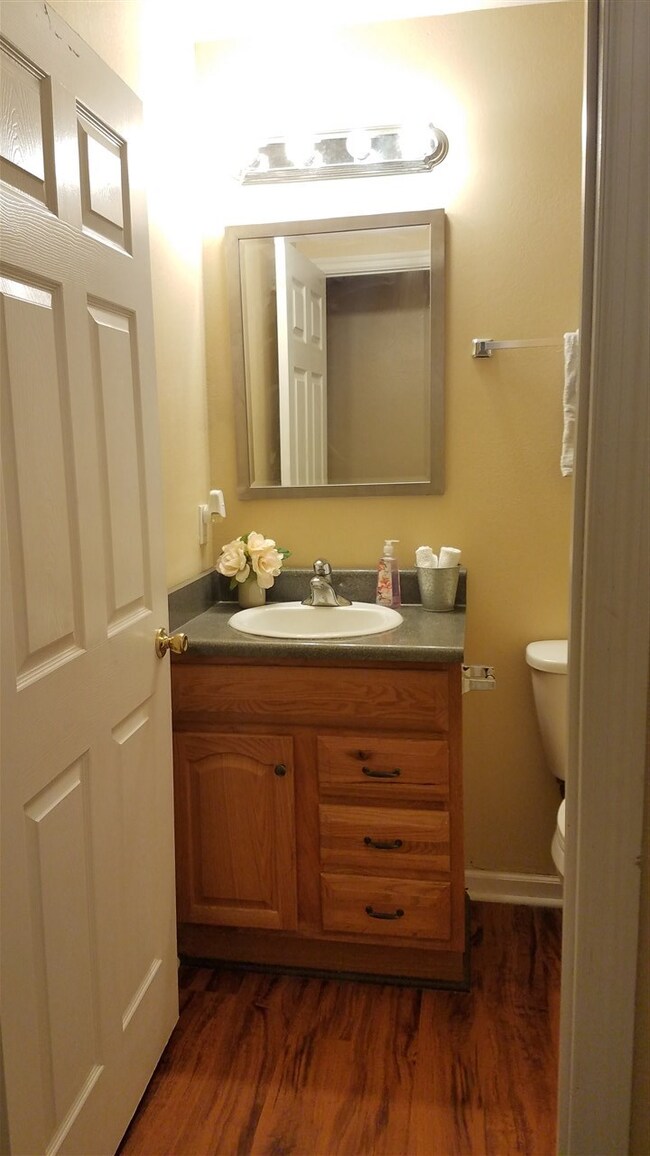 71 Eighth Ave, Crawfordville, FL 32327 - photo 4