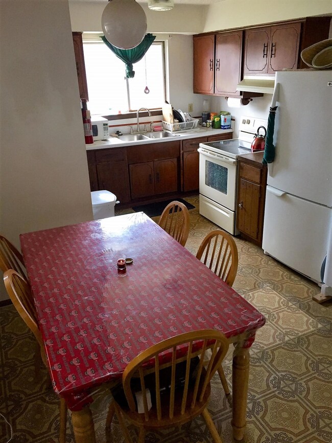 Eat in Kitchen