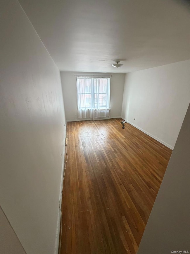 Blair House unit 5, Flushing, NY 11354 - photo 2