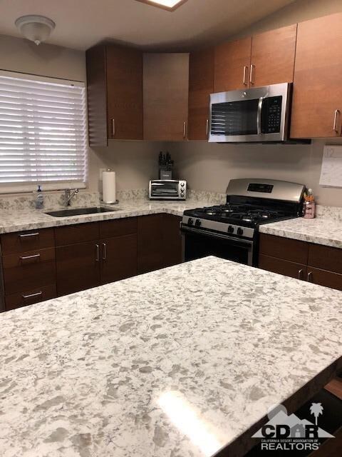 12 Diamond Dr E, Palm Desert, CA 92260 - photo 3