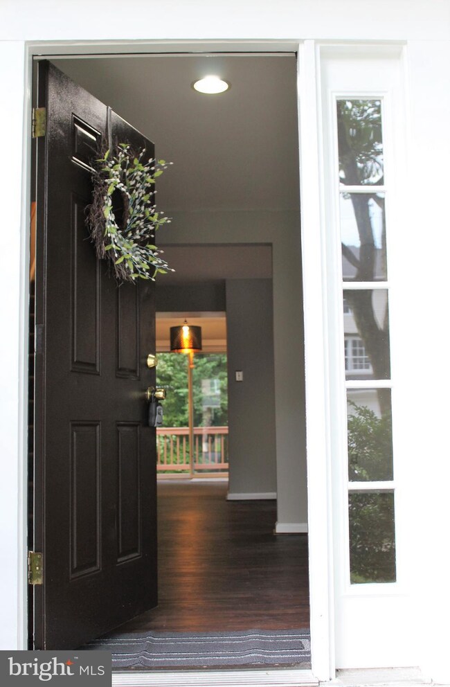 10318 College Square, Columbia, MD 21044 - photo 2