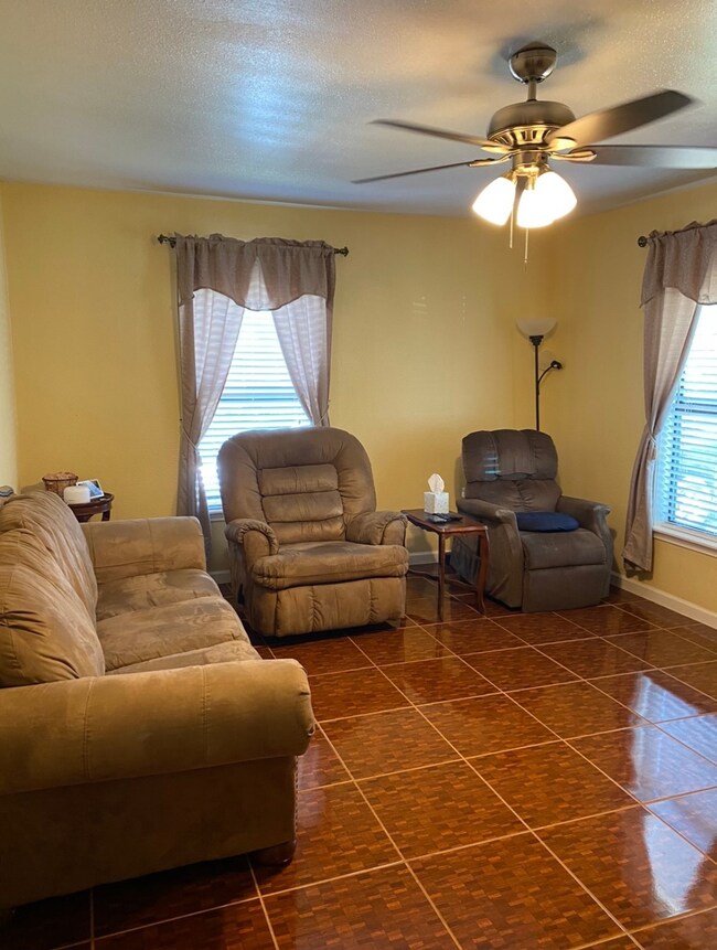 3644 County Road 870a, Alvin, TX 77511 - photo 6