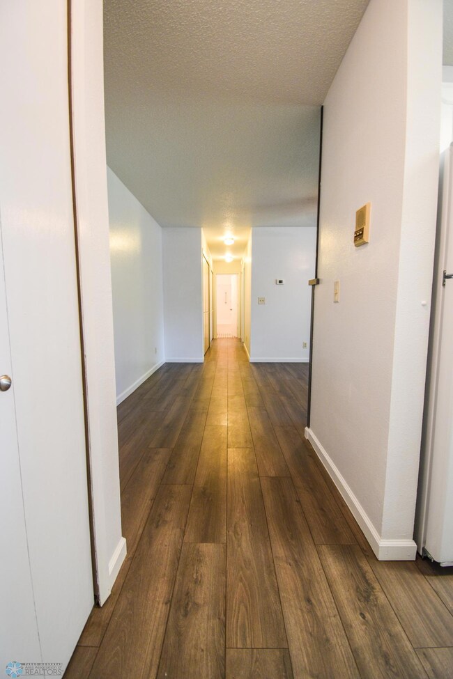 210 35th Ave N unit 10, Fargo, ND 58102 - photo 7