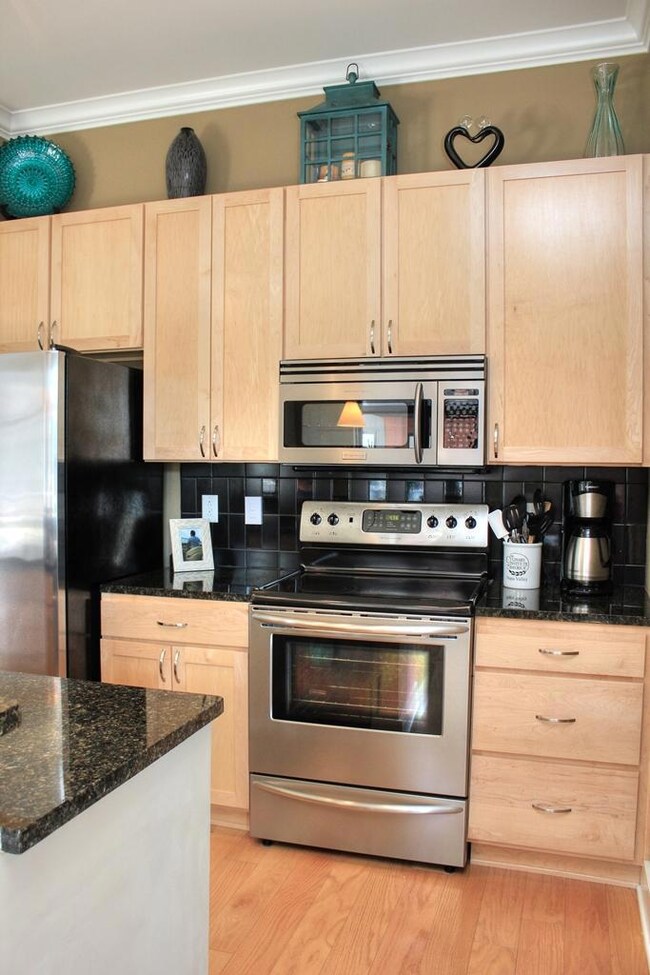 129 Walnut #217 (5)