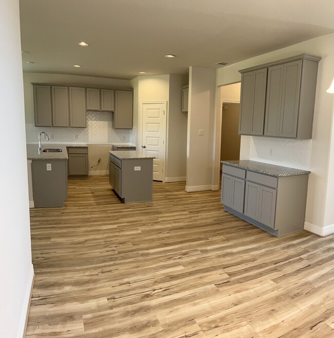 27221 Crevalle Jack Ln, Magnolia, TX 77354 - photo 5