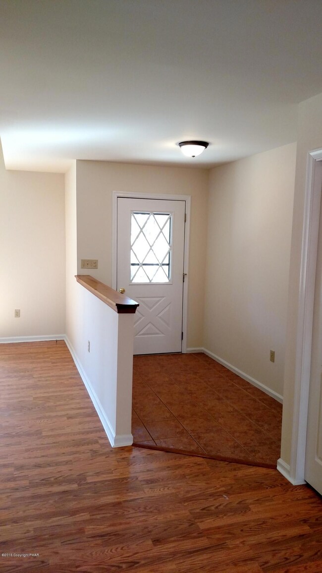 2455 Horseshoe Dr, East Stroudsburg, PA 18301 - photo 5