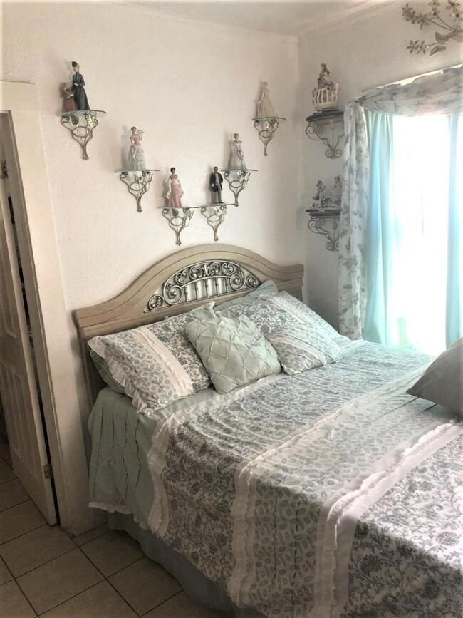 2818 Savannah Ave unit A, B, C, El Paso, TX 79930 - photo 5