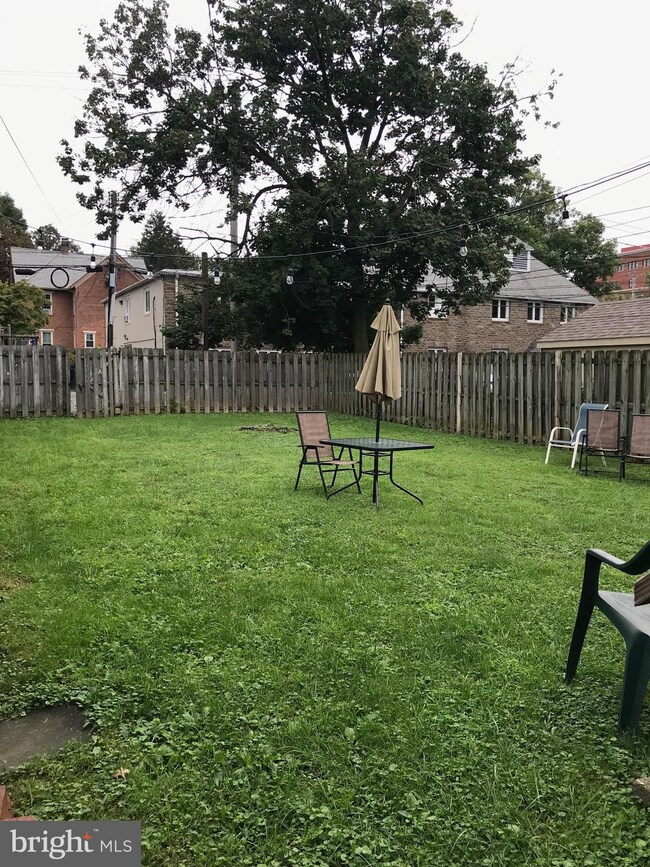 216 Marshall St unit 1ST FLOOR, Kennett Square, PA 19348 - photo 7