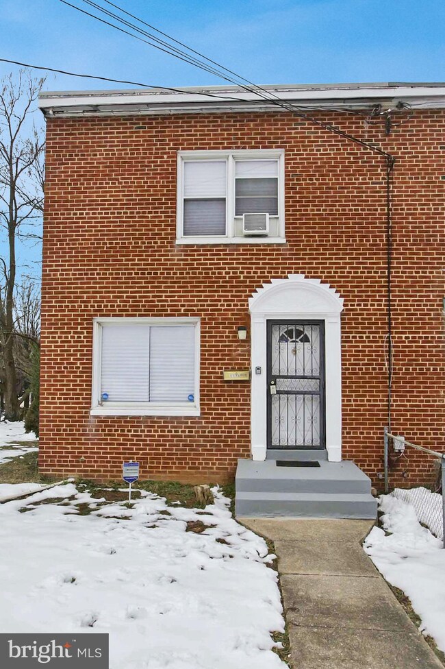 1116 Carrington Ave, Capitol Heights, MD 20743 - photo 3