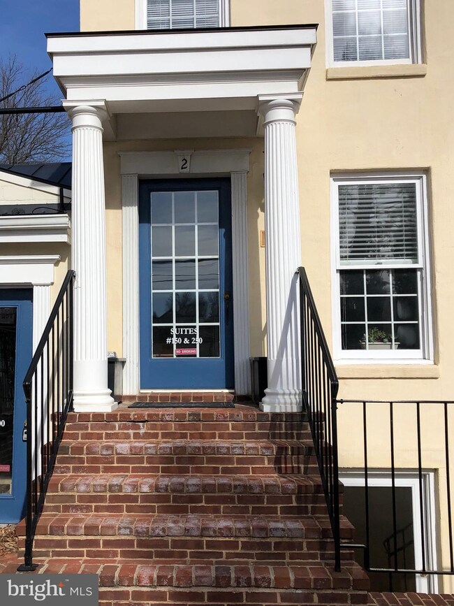 2 E Federal St unit 250, Middleburg, VA 20117 - photo 2