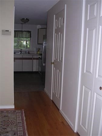 80 Laurel St unit B, Greenfield, MA 01301 - photo 3