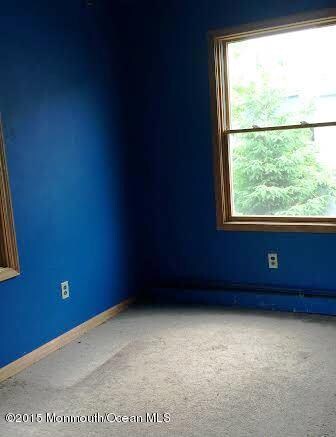 904 bedroom2