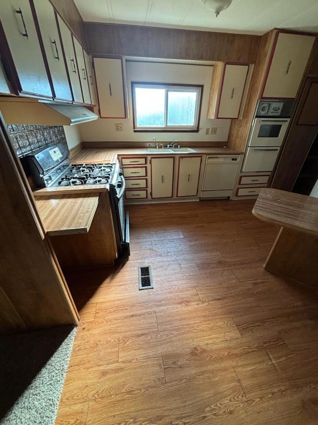 3156 Esplanade unit 304, Chico, CA 95973 - photo 2