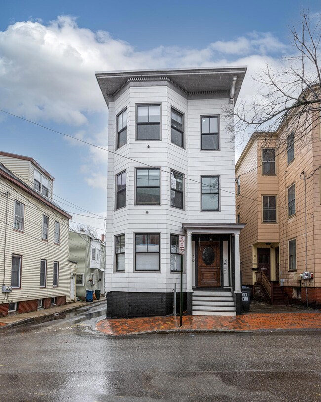 20 Dow St unit 3, Portland, ME 04102 - photo 5