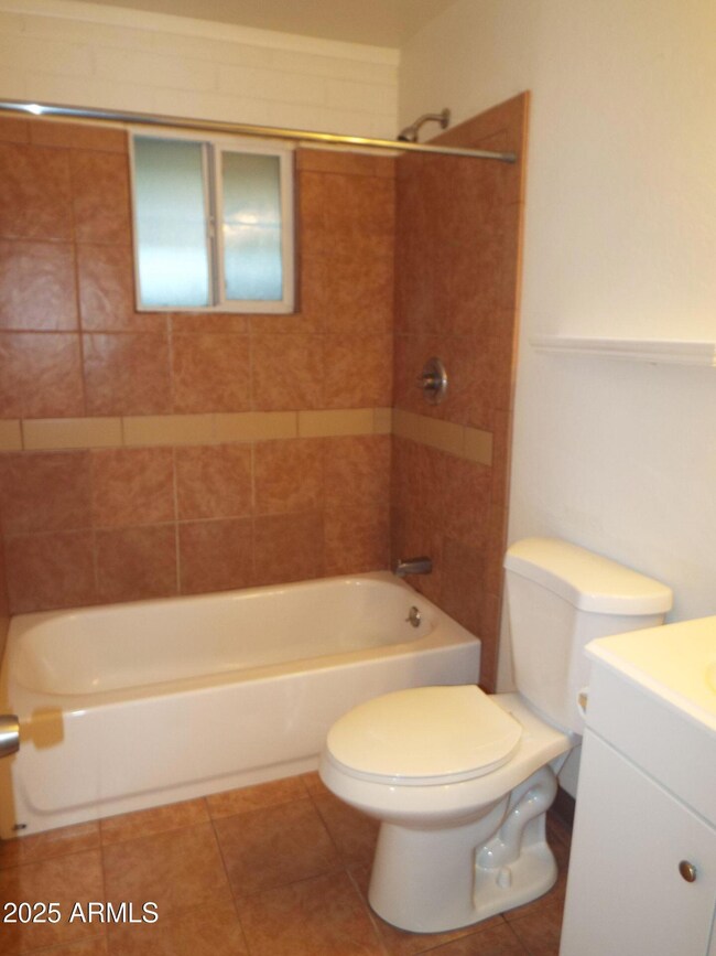 917 E Dunlap Ave unit 2, Phoenix, AZ 85020 - photo 5