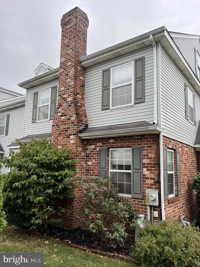 201 Truman Ct unit 201, Norristown, PA 19403 - photo 6