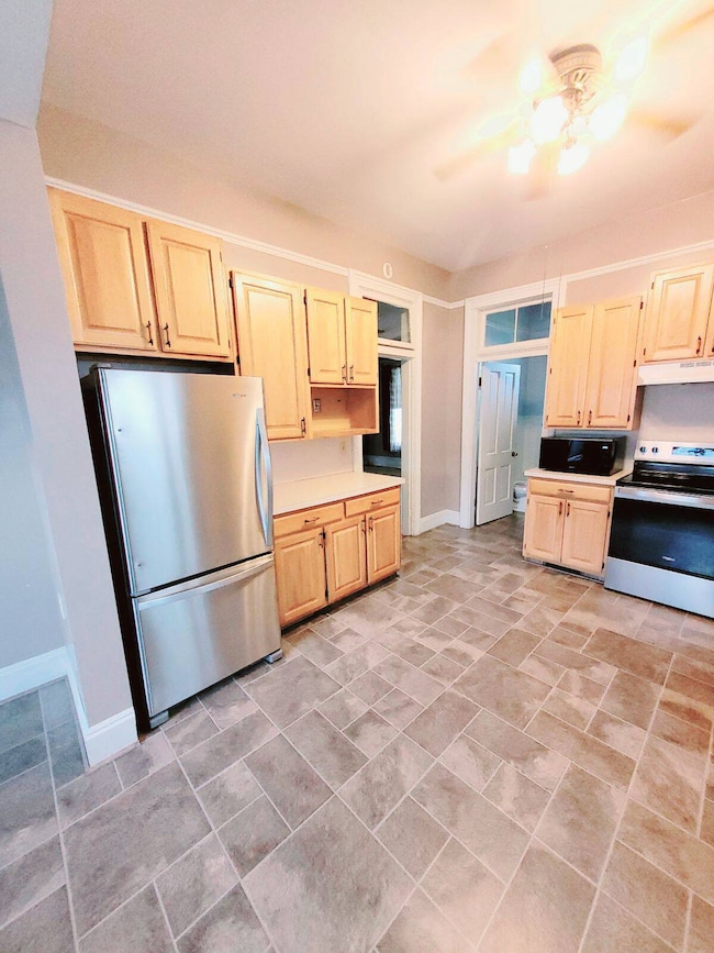 103 W 1st Ave, La Harpe, IL 61450 - photo 6