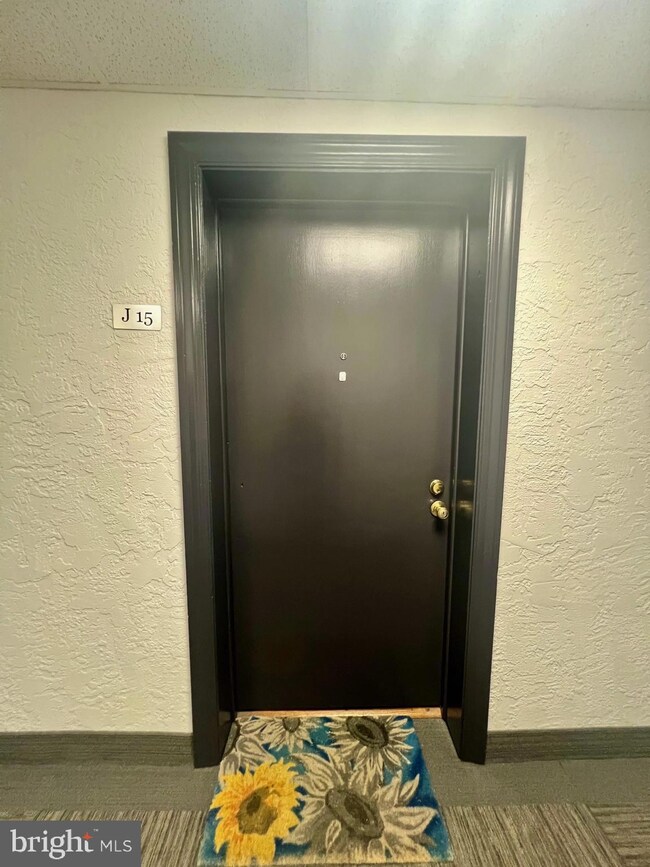 7 Rockford Rd unit J15, Wilmington, DE 19806 - photo 3