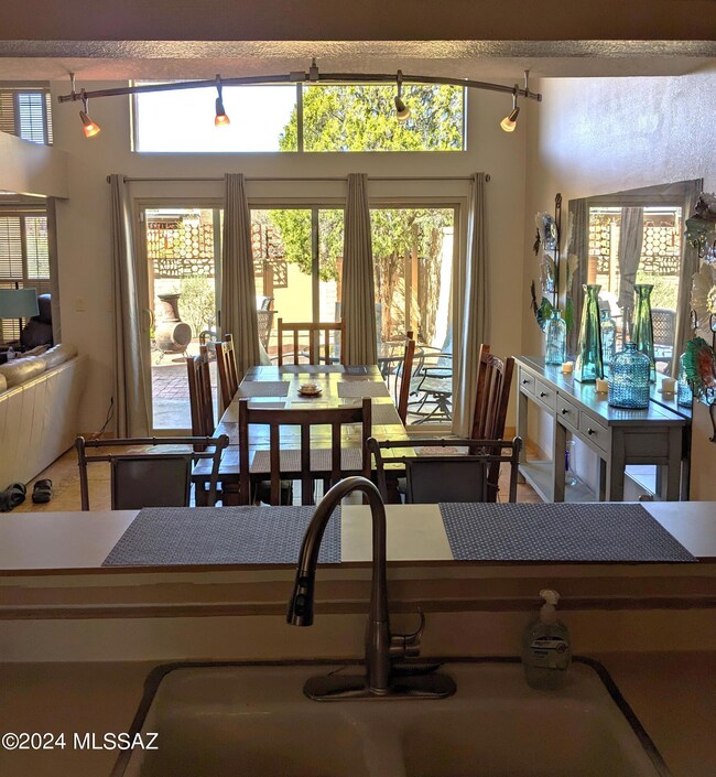 Open Kitchen