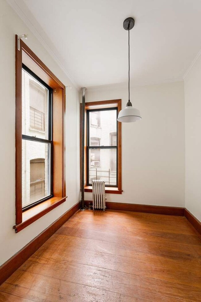 529 E 12th St unit E5E7, New York, NY 10009 - photo 5