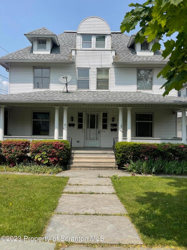 1310 Oram St, Scranton, PA 18504 - photo 2