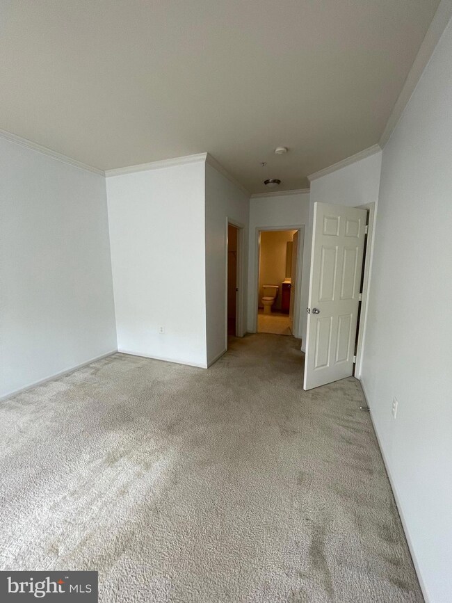 1519 N North Point Dr unit 203, Reston, VA 20190 - photo 7