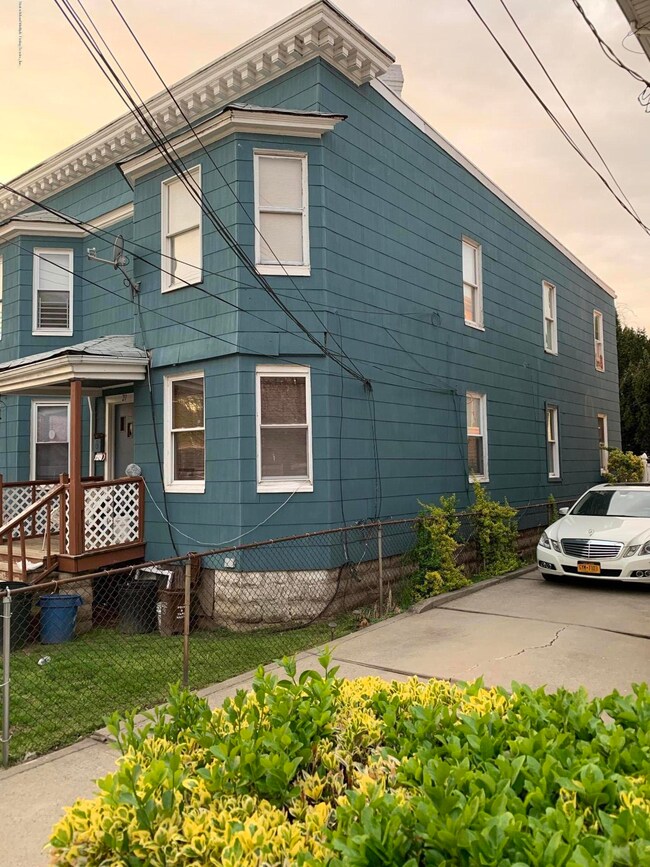 27 South St, Staten Island, NY 10310 - photo 5