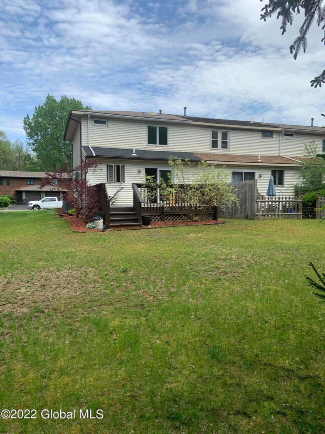 46 Velina Dr, Albany, NY 12203 - photo 2