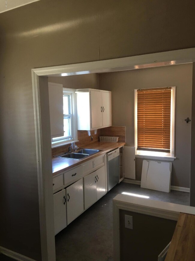 Spacious Kitchen