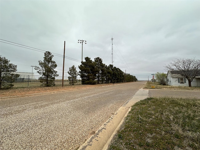 305 SE 11th St, Lamesa, TX 79331 | MLS# 20565697 | Homes.com