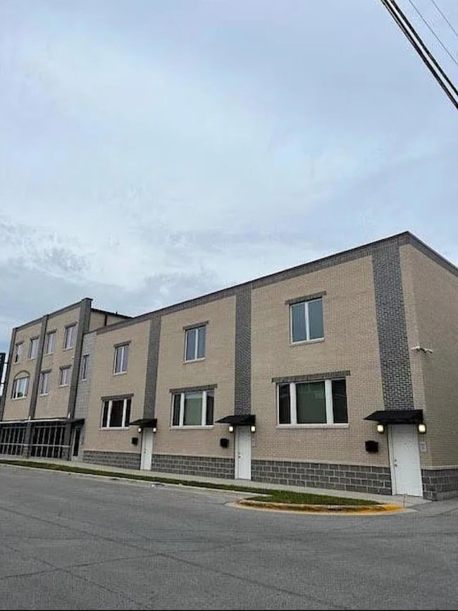 2200 E 138th St unit B, East Chicago, IN 46312 - photo 4