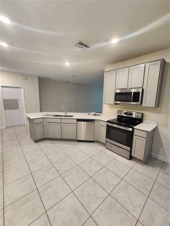 741 Simone Ct, Haines City, FL 33844 - photo 4