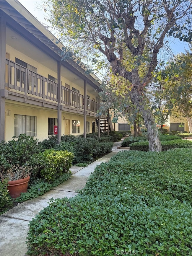 Seranado Fountain Apartments, Orange, CA 92869 - photo 4