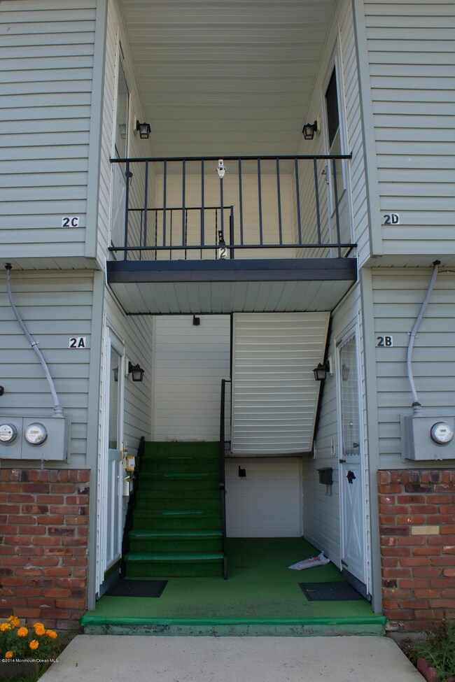 #2C Georgia Court-1