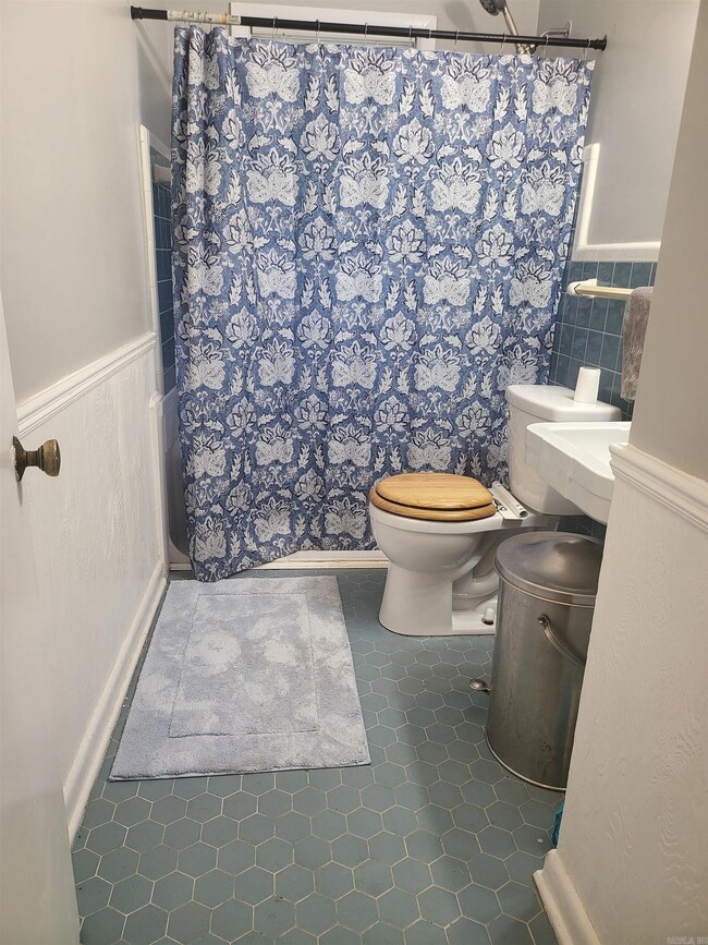 724 Locust Dr, Jonesboro, AR 72401 - photo 7