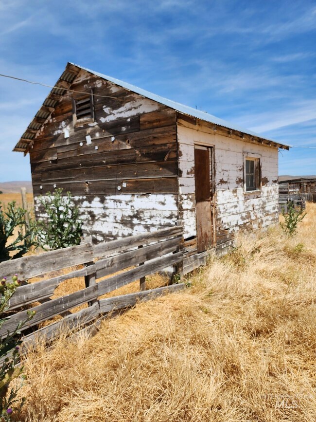 2712 13th Ave, Jamieson, OR 97909 - photo 7