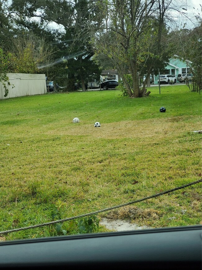 0 Golden Forest St unit 38254587, Houston, TX 77091 - photo 2