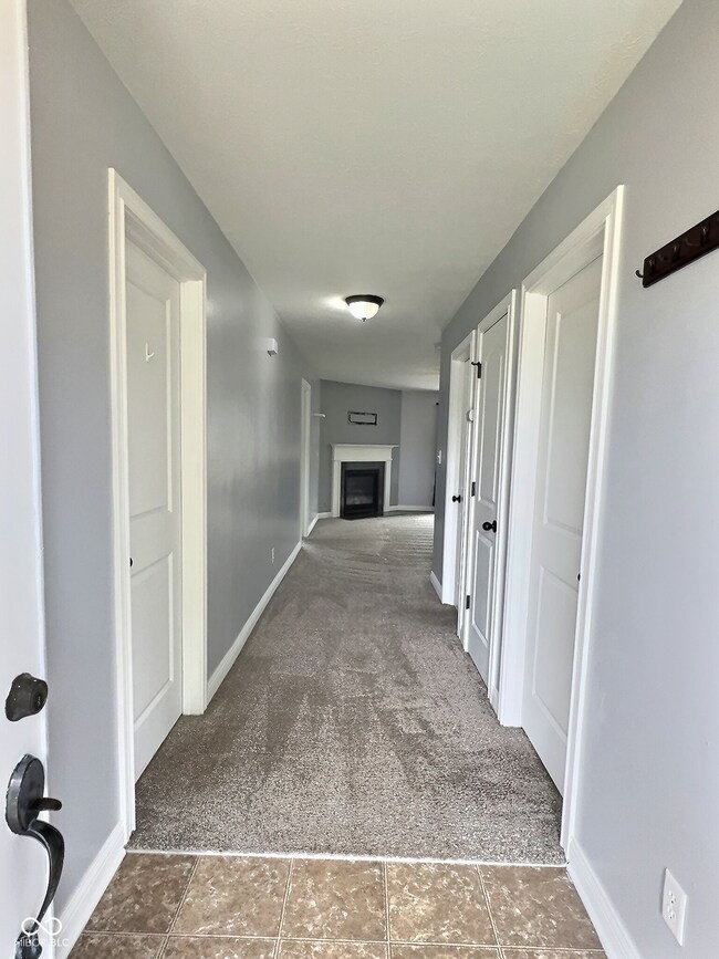 3341 Orchard Valley Dr, Columbus, IN 47203 - photo 3